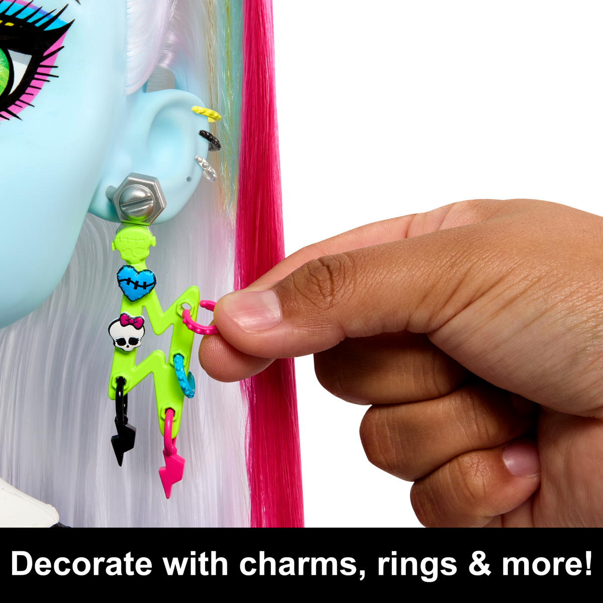 Monster High Frankie Stein Styling Head With 65+ Nail, Hair And Face Accessories